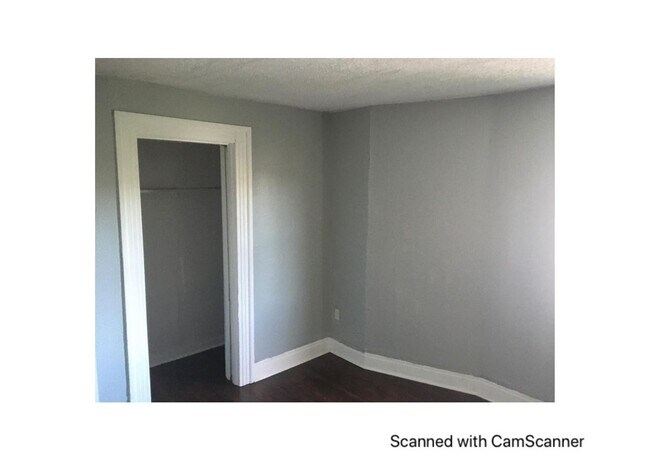 Building Photo - 156 Gunckel Ave