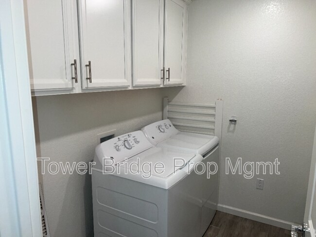 Building Photo - 12722 Montbrook Way