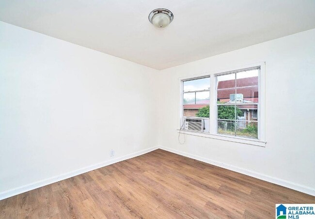Building Photo - 3005 Ave J