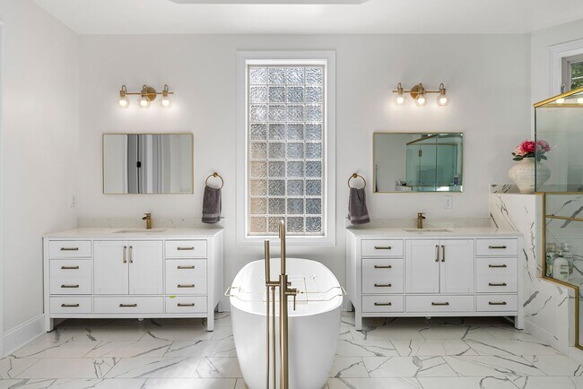 Building Photo - 828 Keith Rd