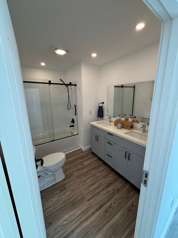 Building Photo - 23 Main St