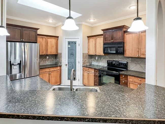 Building Photo - 9259 W Olivia St