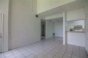 Building Photo - 2040 San Marcos Dr SE