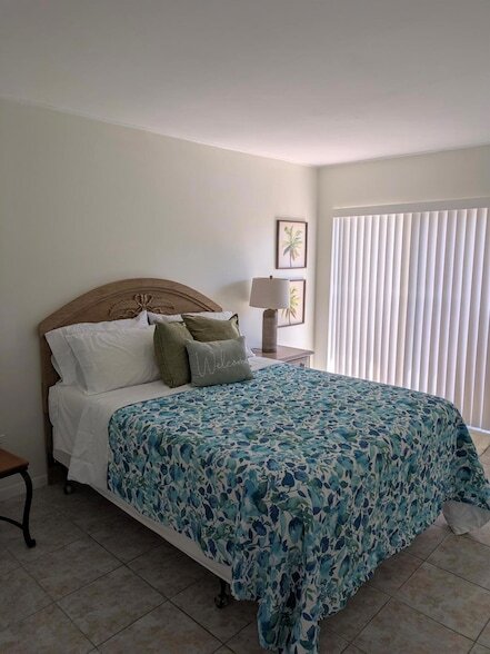 Building Photo - 1772 Gulfstream Ave