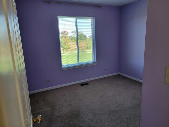Building Photo - 2135 Feldott Ln