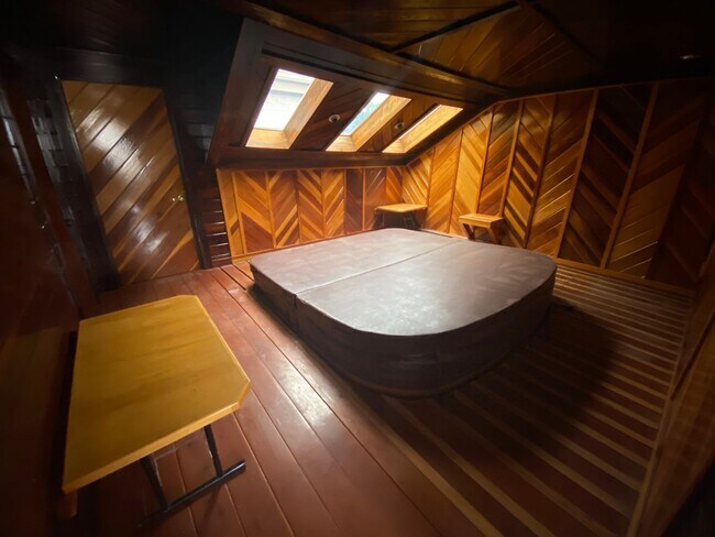 Building Photo - Beautiful 3 Bedroom Home in NE Albuquerque