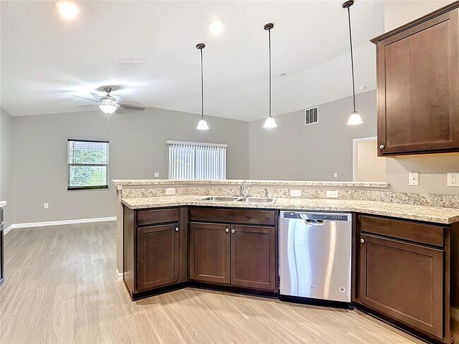 Building Photo - 225 Bella Verano Way