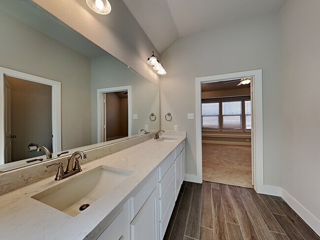 Building Photo - 5716 Labelle Trail