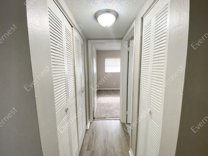 Building Photo - 4455 38th Terrace N