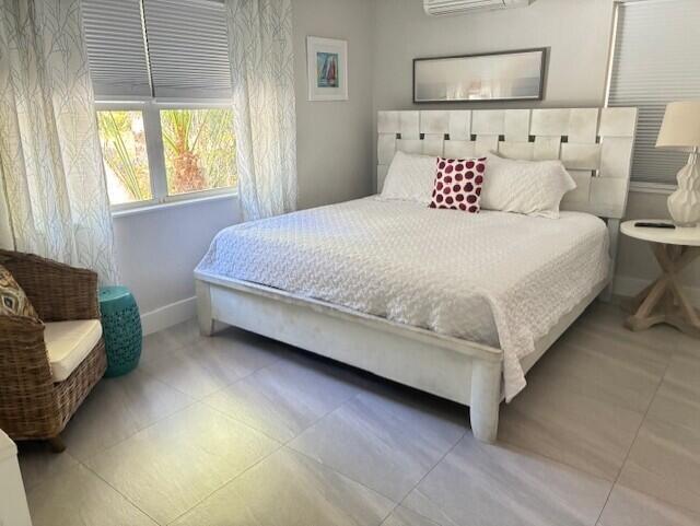 Building Photo - 3414 Spring St