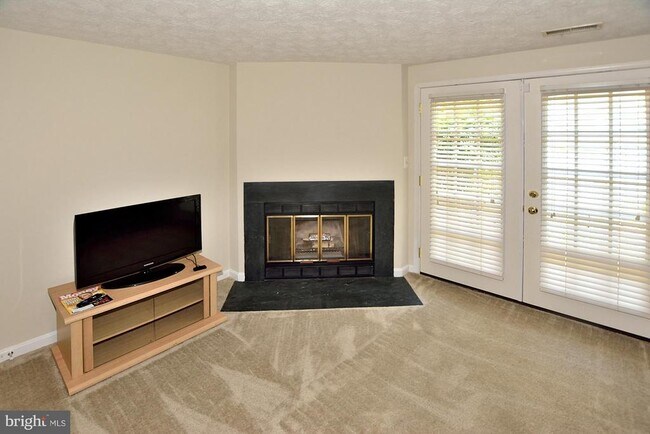 Building Photo - 11912 Fieldthorn Ct