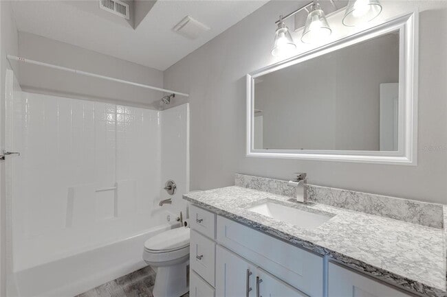 Building Photo - 12012 Villanova Dr