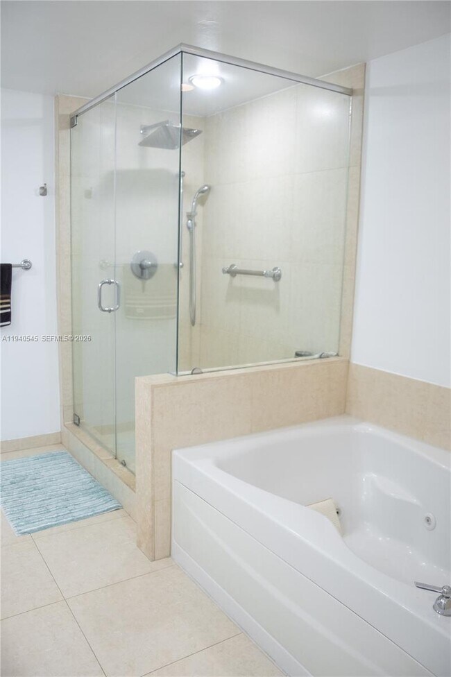 Building Photo - 50 Biscayne Blvd