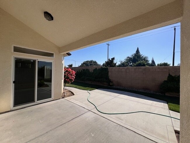 Building Photo - Coming Soon!