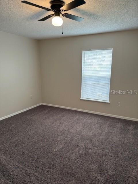 Building Photo - 744 Paris Dr