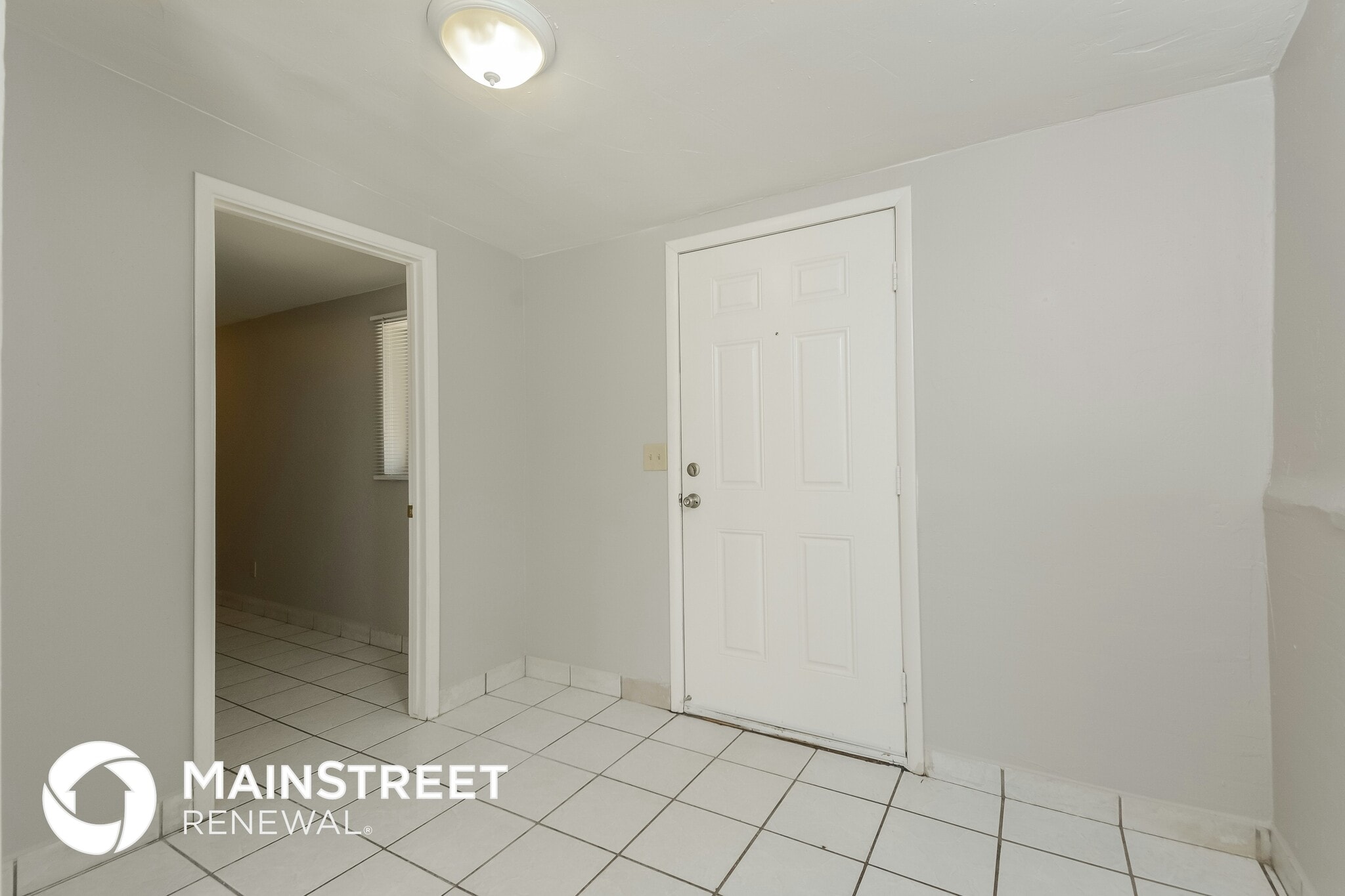 Building Photo - 4325 S 15th Ave