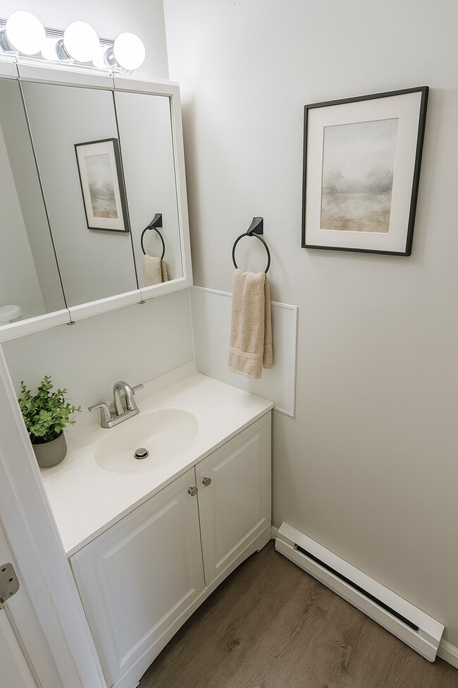 Building Photo - 2 Bedroom and 1.5 Bath Townhome - Troy, Ohio!!