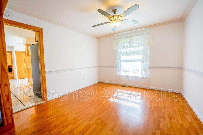 Building Photo - 7123 Red Horse Tavern Ln