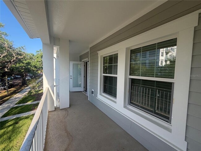 Building Photo - 1427 W Chestnut St