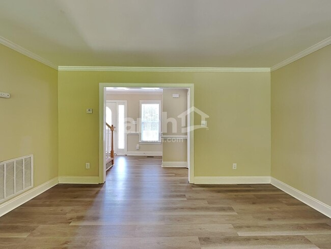 Building Photo - 34 Pamela Ln