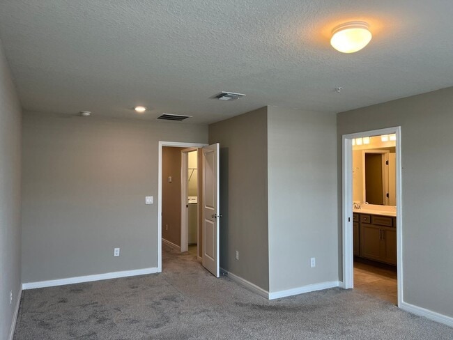 Building Photo - 14238 Sapelo Beach Dr