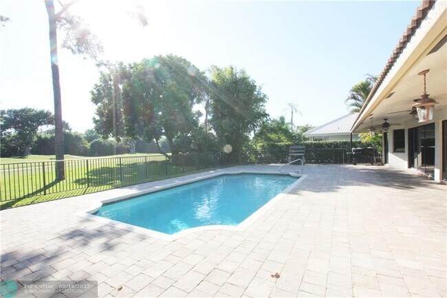 Building Photo - 10134 Boca Woods Ln