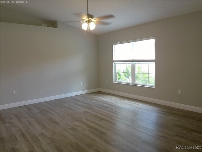 Building Photo - 9252 N Agatha Dr