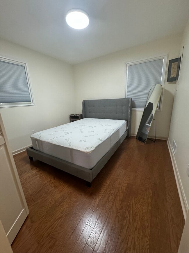 Building Photo - 7517 Murillo St