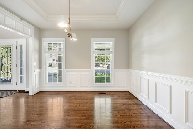 Building Photo - Welcome to Governor's Village Sprawling one level living with added Bonus space