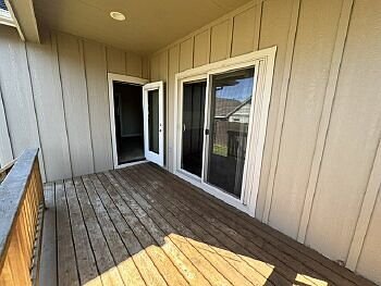 Building Photo - 3387 Northeast Crystal Springs Drive