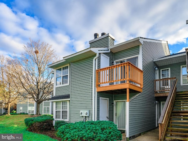 Building Photo - 5372 Bedford Terrace