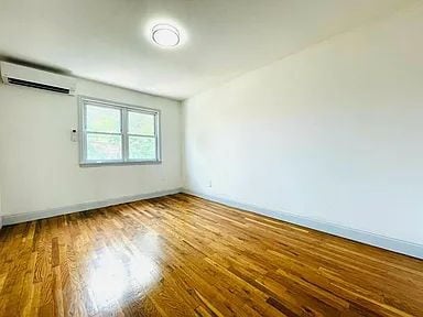 Building Photo - Make this amazing place your new home!