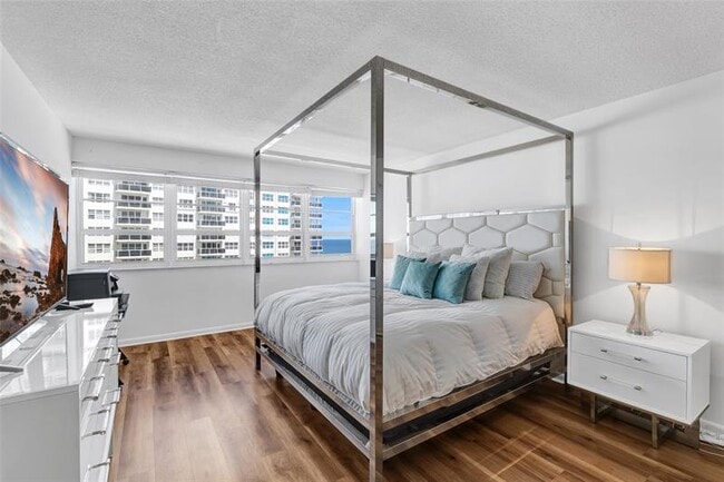 Building Photo - 3430 Galt Ocean Dr