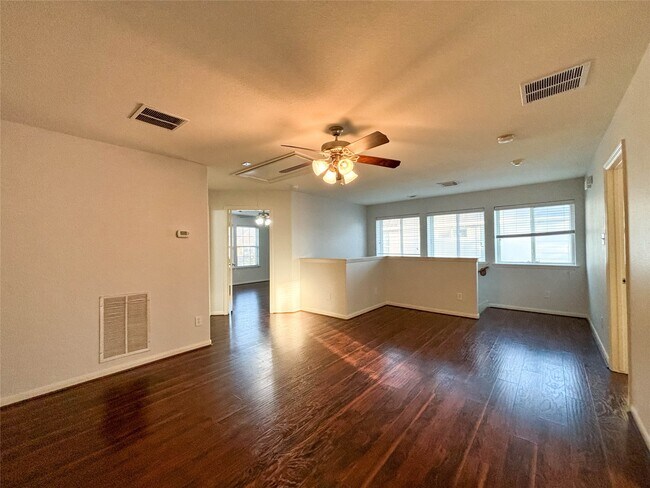 Building Photo - 6023 Indian Creek