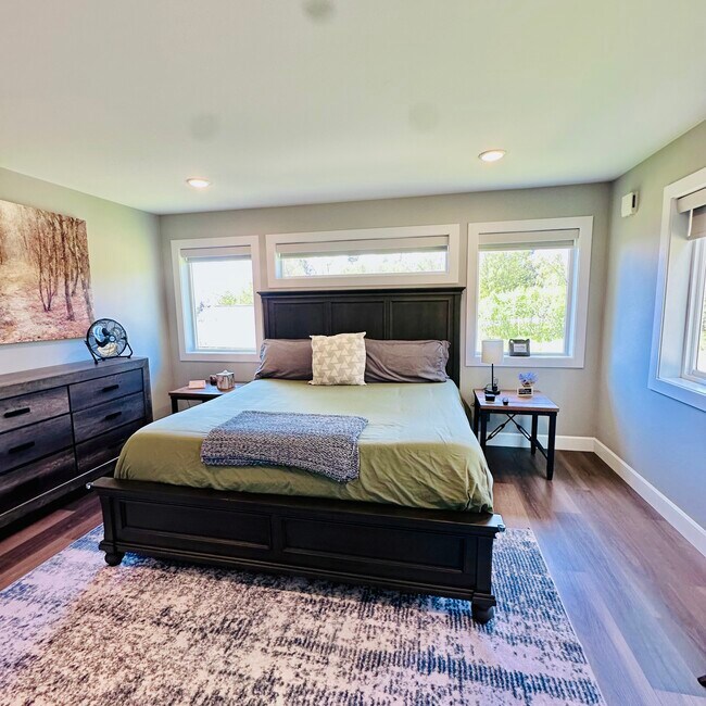 Building Photo - 1200 Eric Ln