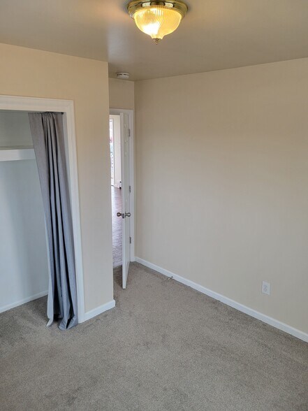 Building Photo - 7515 Stuart St