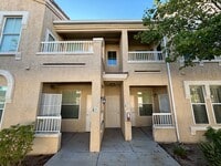Building Photo - Fantastic 2Bed/2Bath Condo in Southwest Area