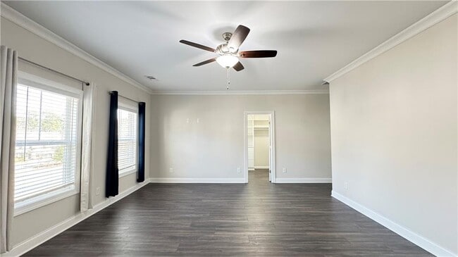 Building Photo - 750 Fieldcrest Park Ln