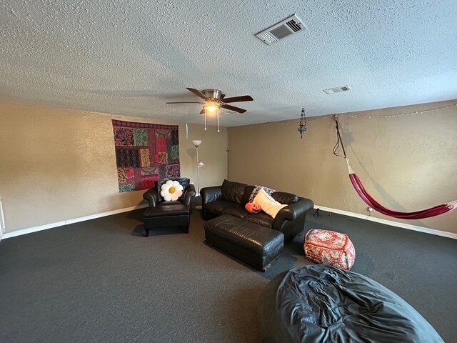Building Photo - 1606 Lemon Tree Ln
