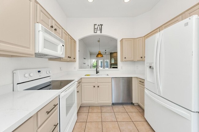 Building Photo - 4533 N 22nd St