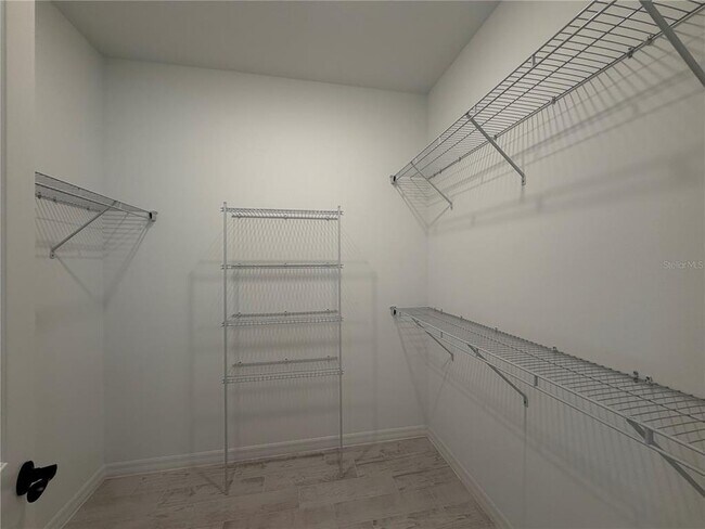 Building Photo - 5648 Flame Vine Wy