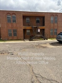 Building Photo - 12400 Hardin Ct NE