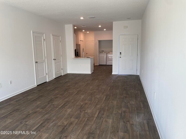 Building Photo - 9219 Stony Brk Rd