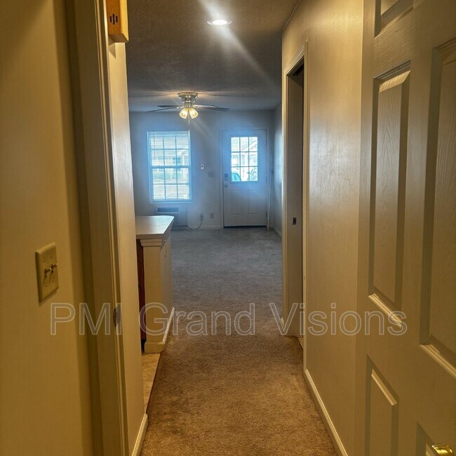 Building Photo - 1306 Arthur Ave