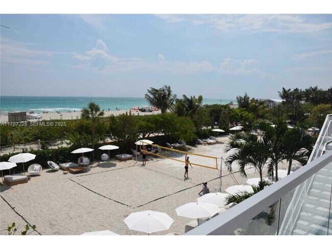 Building Photo - 2301 Collins Ave