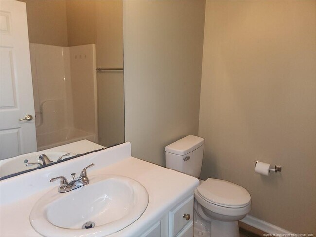 Building Photo - 532 Lionshead Rd