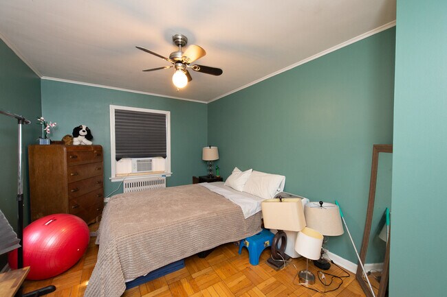 Building Photo - 524 Michigan Ave