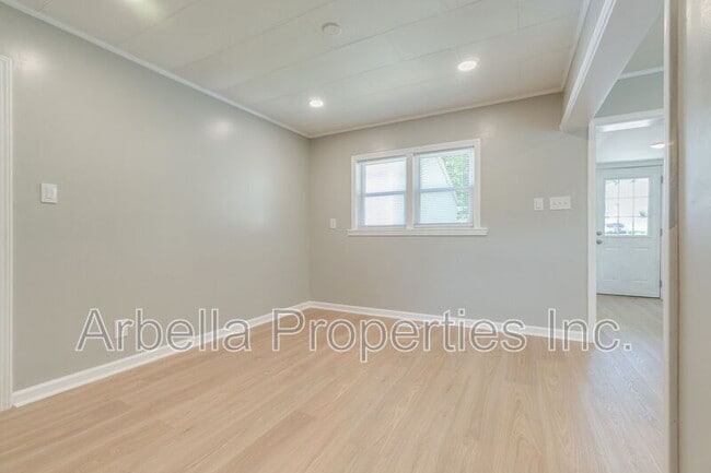 Building Photo - 2637 US-11W