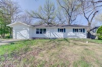 Building Photo - 49 Forestwood Dr