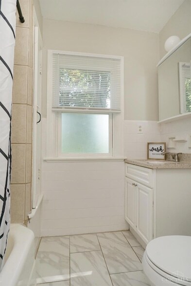 Building Photo - 1090 Birney Ln